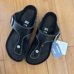 STAUD x Birkenstock Gizeh Sandals | NWT | 37 (size 6W)